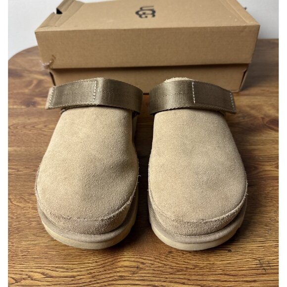 UGG Womens Goldenstar Clogs | Sand | 1138252-SAN | Size 8 | Used - Picture 3 of 11